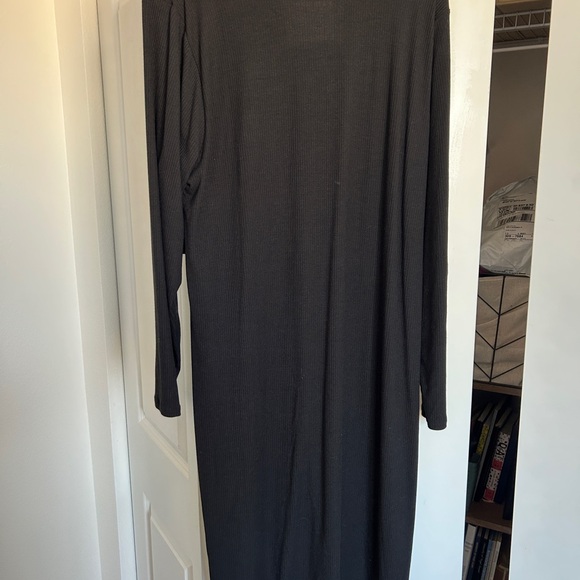 Torrid Deep Black Ribbed Top - Picture 2 of 4